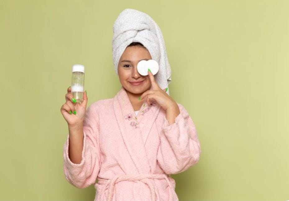 Cuma Rp20 Ribuan! 14 Micellar Water Non-Alkohol untuk Wajah Bersih dan Sehat