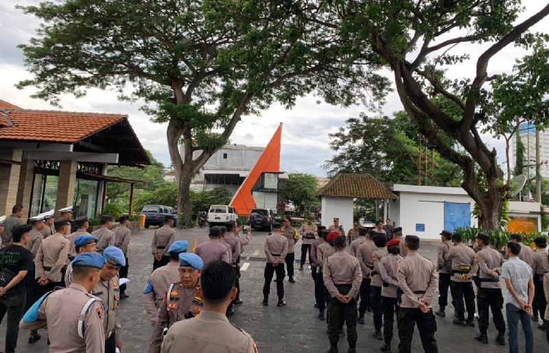 240 Personel Gabungan Polresta dan Kodim Amankan Rapat Pleno Pilkada Bandar Lampung