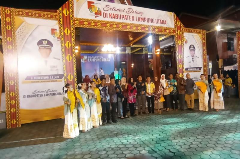 Pertunjukan Pentas Seni Lampung Utara Ikut Meriahkan Lampung Fair 