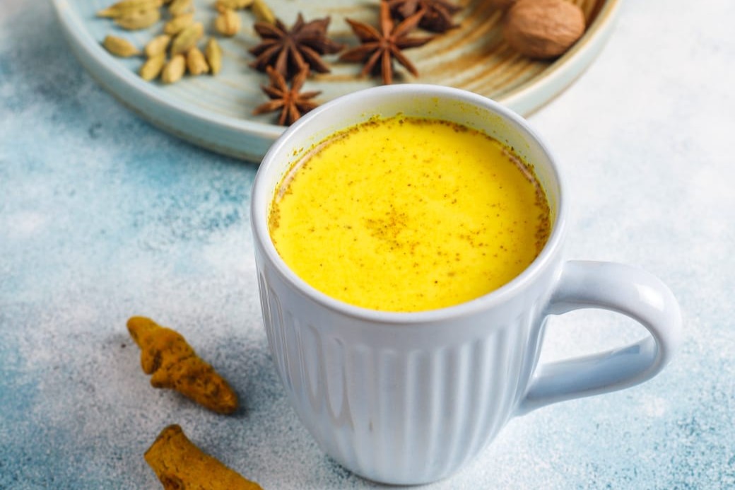 Waktu Paling Tepat Minum Teh Kunyit Menurut Pakar Agar Khasiatnya Maksimal