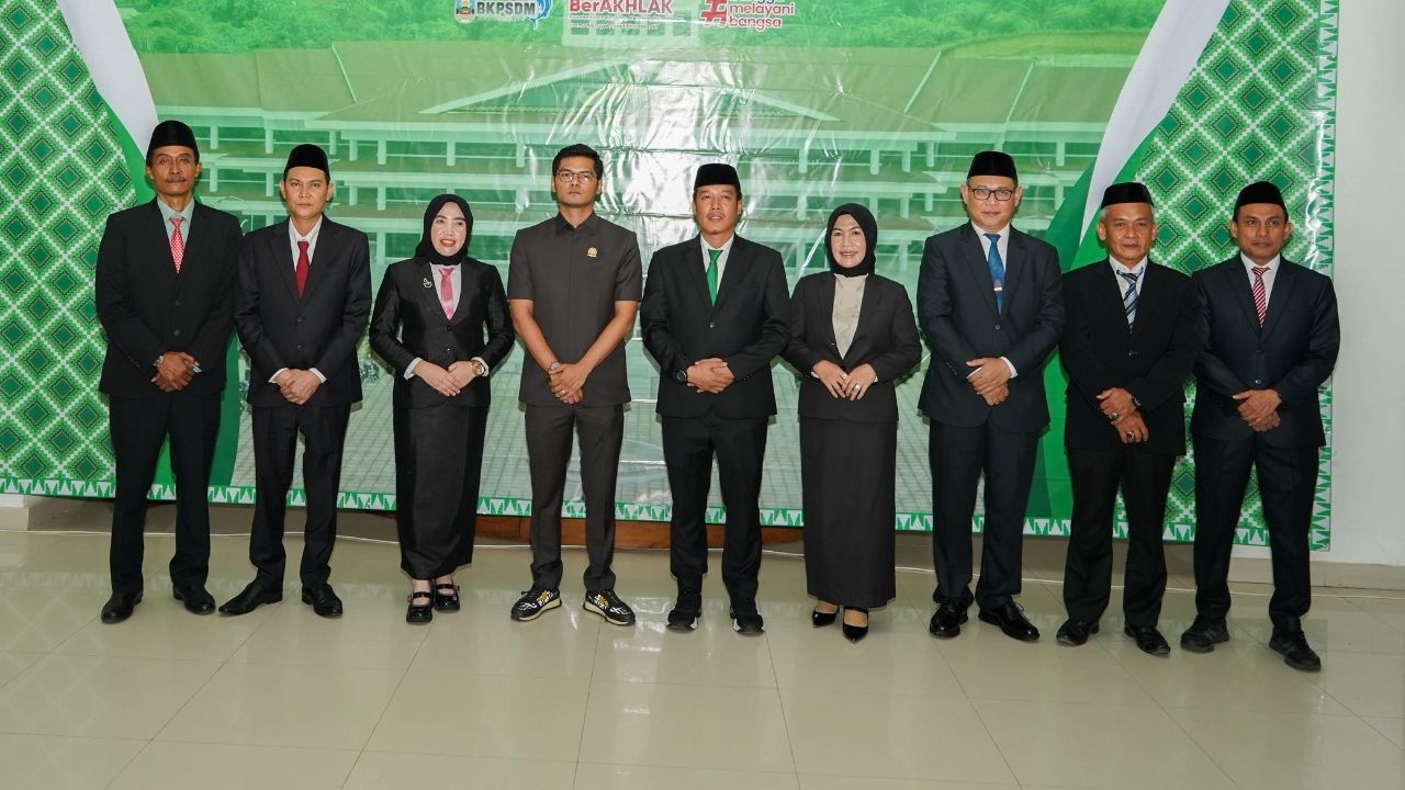 7 Pejabat Eselon II Dilantik, Bupati Pesisir Barat Tekankan Pelayanan Nyata