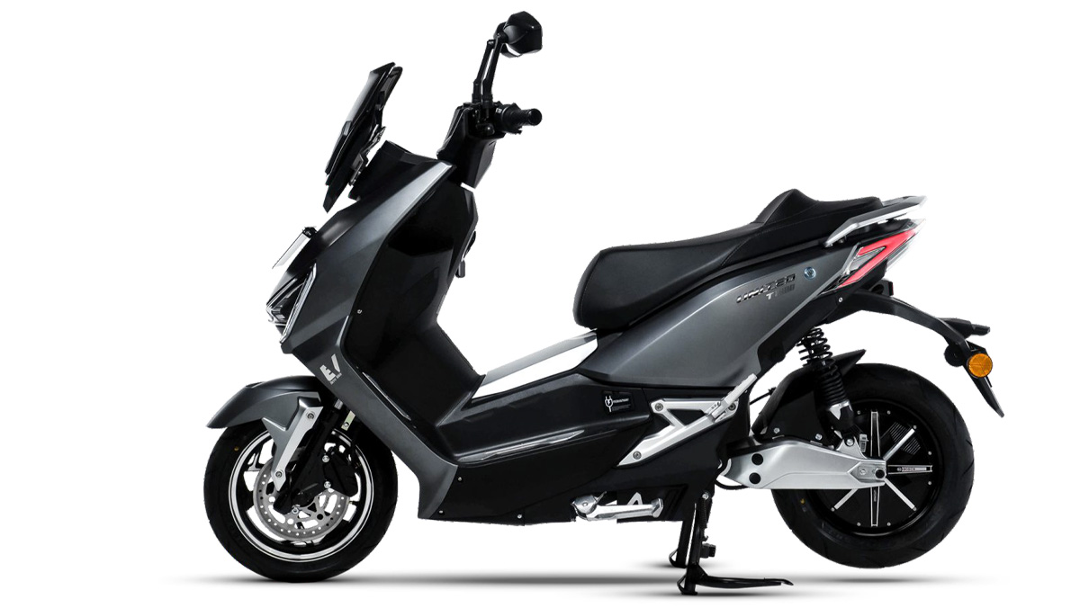 United T1800 Dual Battery: Motor Listrik Tangguh dengan Jangkauan Maksimal