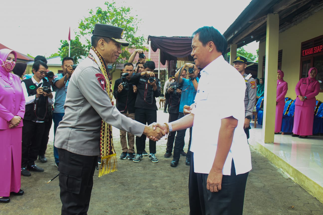 Pj. Bupati Lambar Hadiri Peresmian Polres Pesisir Barat