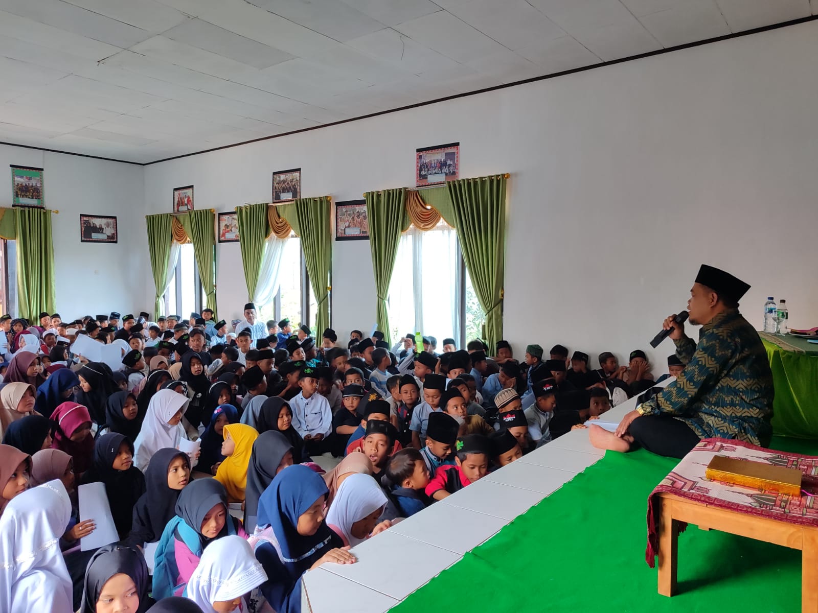 Keluarga Besar SDN 1 Sukapura Peringati Maulid Nabi Muhammad