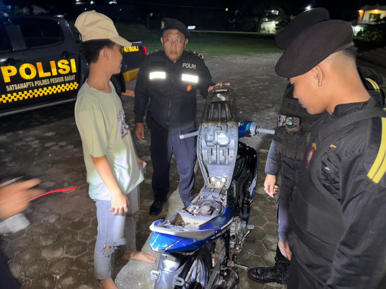 Antisipasi C3, Sat Samapta Polres Pesisir Barat Gencarkan Patroli