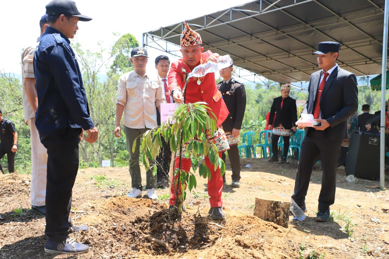 Pemkab Lampung Barat Perkuat Identitas Kabupaten Konservasi Lewat Kawasan Perbukitan