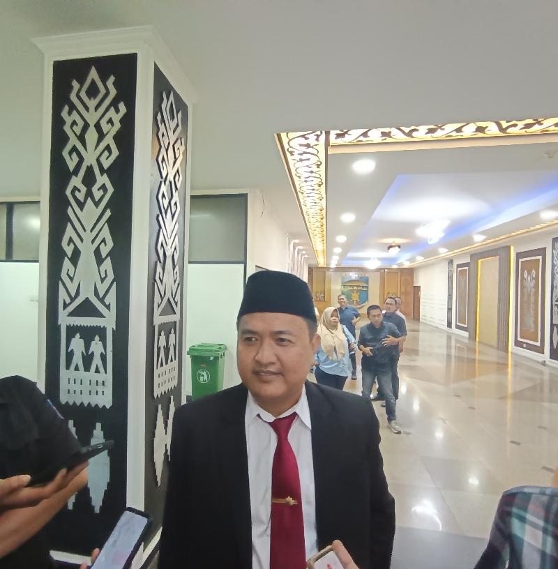 Instruksi Gubernur, Disdikbud Lampung Lampung Keluarkan SE Pembatasan Penggunaan Ponsel di Sekolah