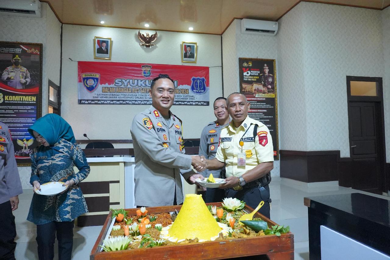 Kapolres Lampung Utara Pimpin Syukuran HUT Satpam ke-44