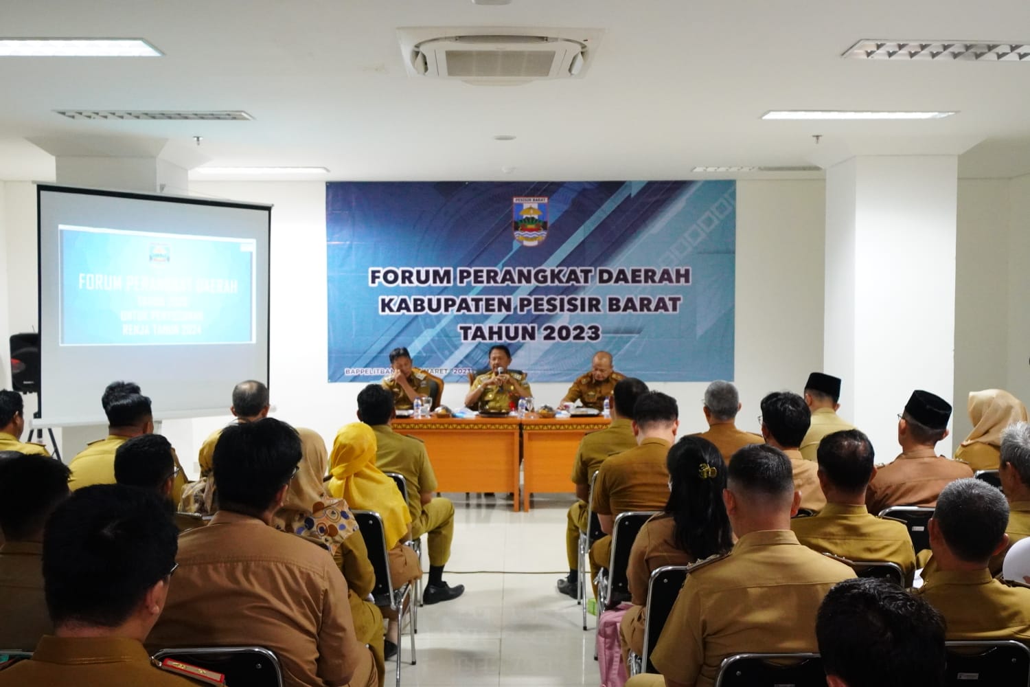 Pemkab Pesbar Gelar FPD Penyusunan RKPD 2024