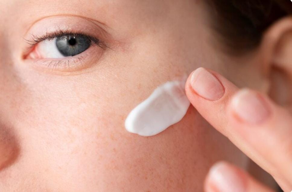 Tinted Sunscreen Minim Oksidasi, Rahasia Tampilan Natural Mulai Rp40 Ribuan