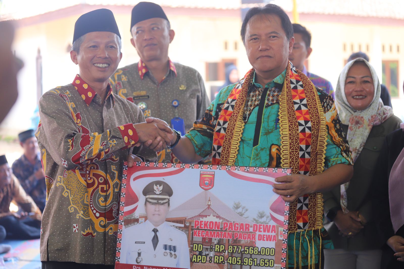 Pj Bupati Nukman Bahas Program Prioritas Pembangunan di Kecamatan Pagar Dewa