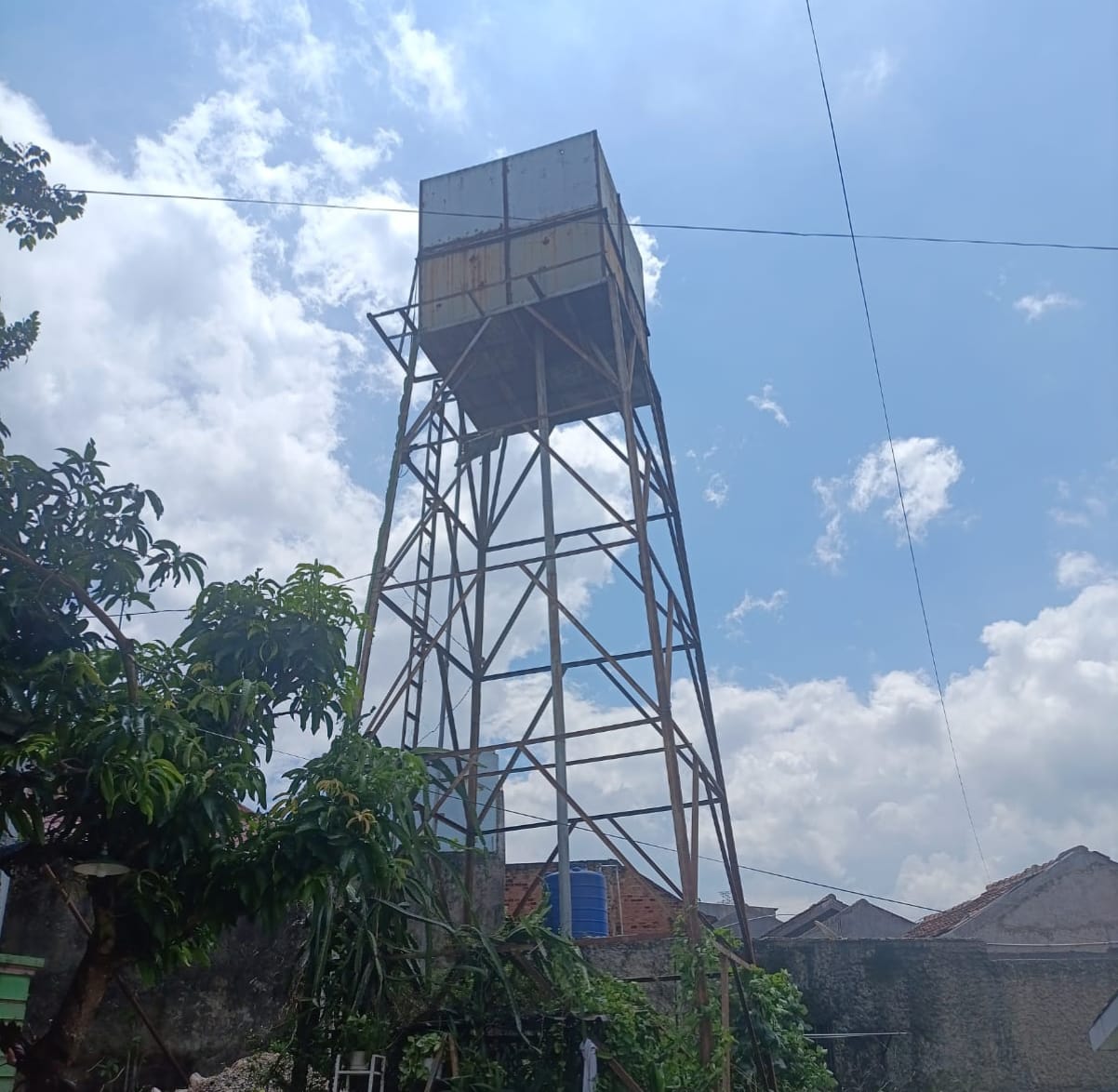 Kadis Perkim Minta PT Sinar Waluyo Bertanggung Jawab atas Kerusakan Pompa Air di Perumahan Bukit Beringin Raya