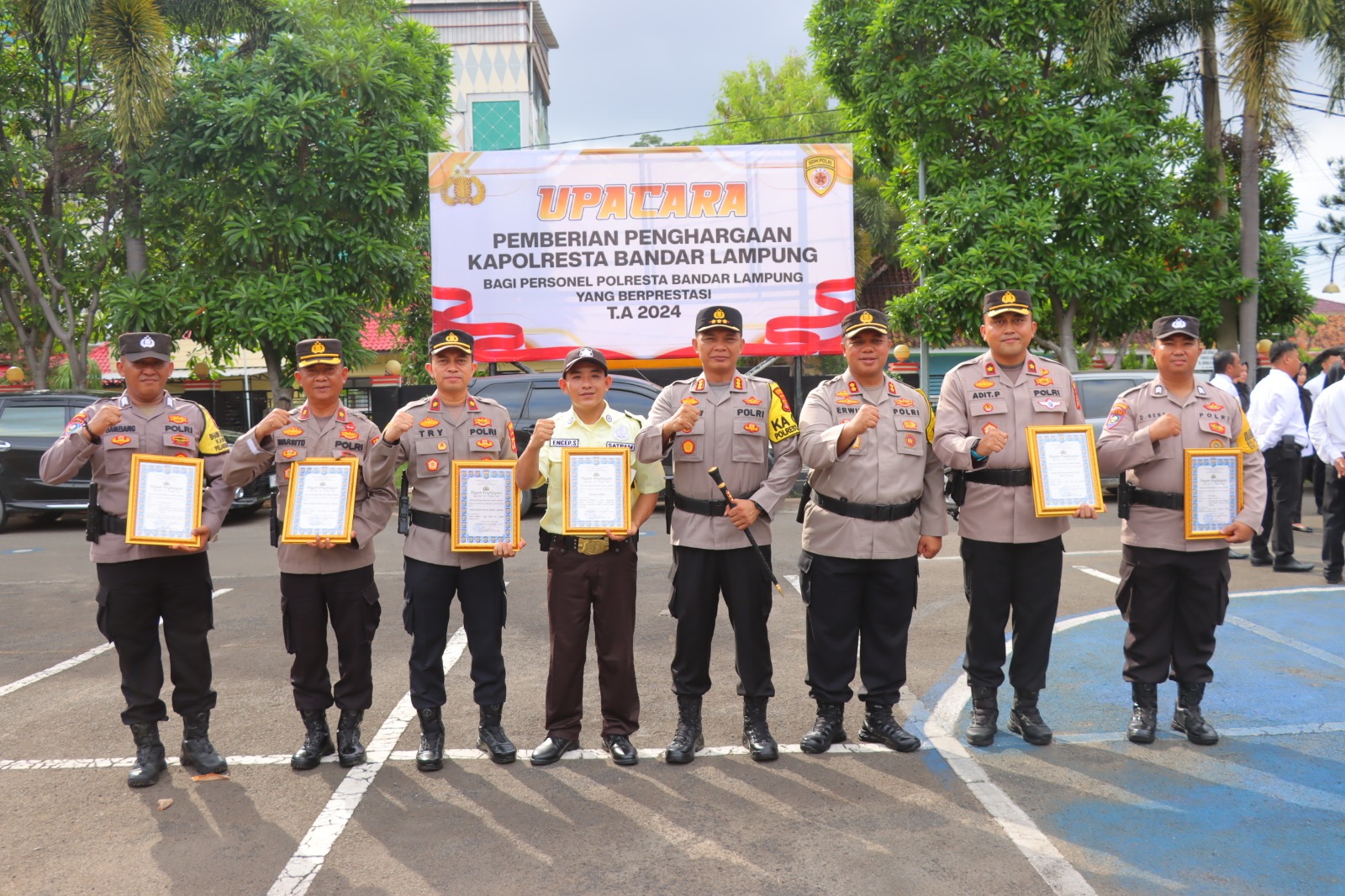 Gagalkan Aksi Curanmor, Satpam Perumahan Terima Penghargaan dari Kapolresta Bandar Lampung