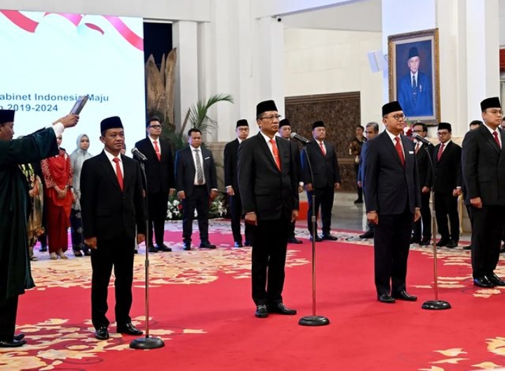 Penghujung Masa Jabatan, Jokowi Reshuffle Kabinet Indonesia Maju