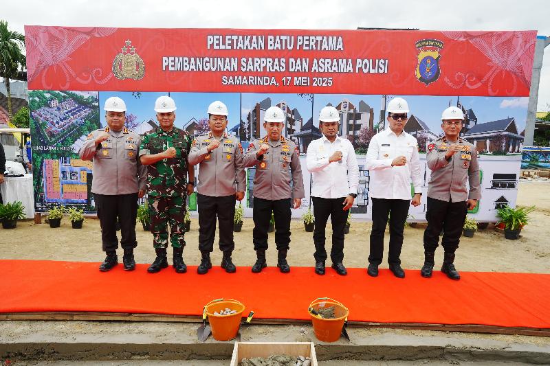 Kapolri Resmikan Peletakan Batu Pertama Pembangunan Asrama Polresta Samarinda