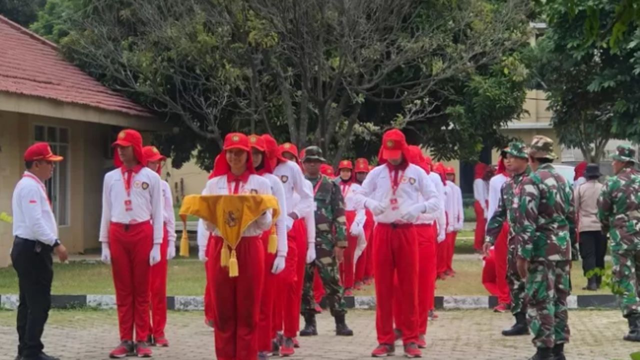 BPIP Lanjutkan Tradisi Penyerahan Duplikat Bendera Pusaka setelah 56 Tahun