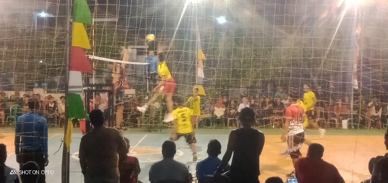 Turnamen  Volley Ball Kapolsek Jatiagung Cup 2024 Masuki Babak Perempat Final 