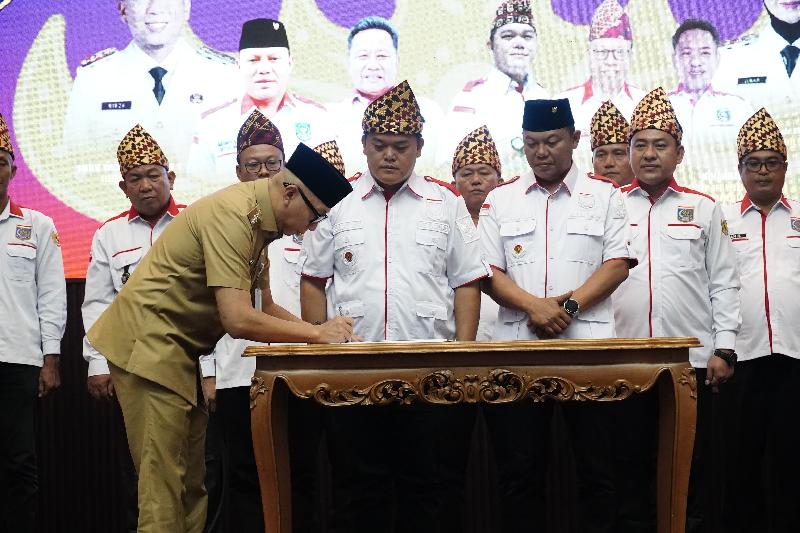 APDESI Lampung Dilantik, Gubernur Tekankan Peran Strategis Desa