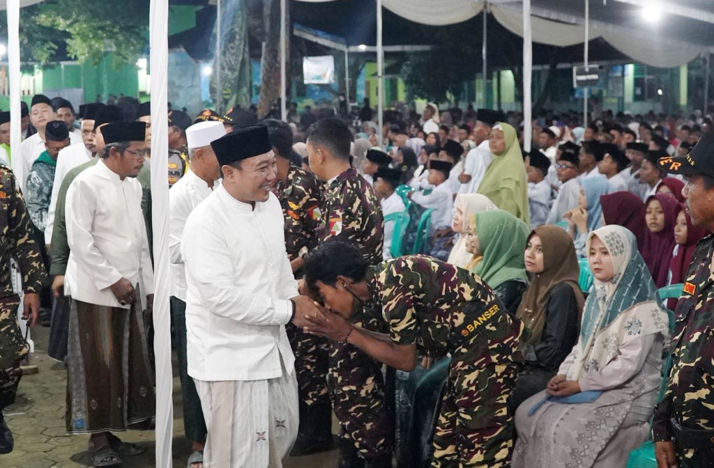 Wabup Lampung Selatan Tekankan Peran Pesantren dalam Bentuk Karakter Generasi Muda