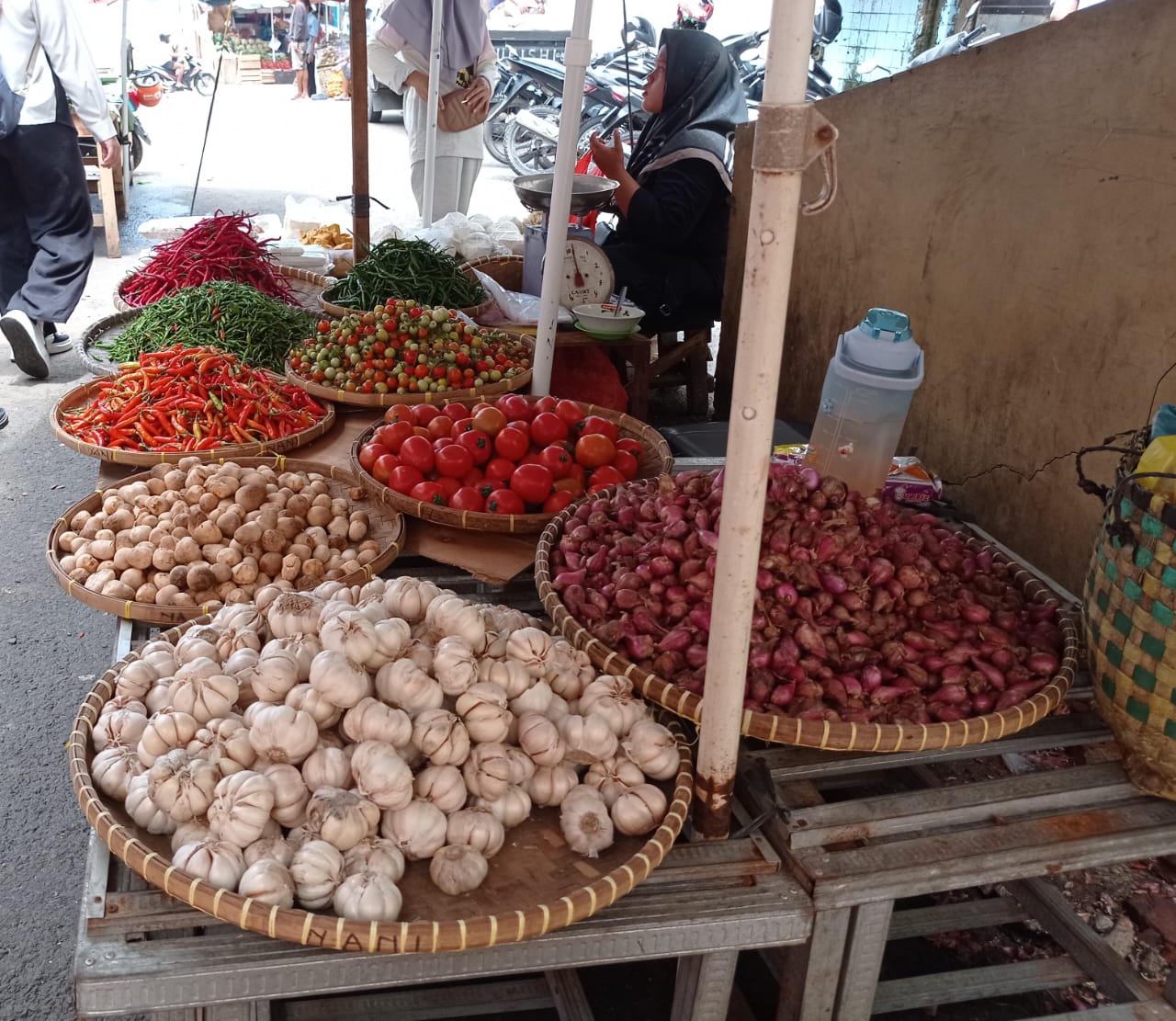 Harga Bawang Merah di Pasar Bandar Lampung Masih Tinggi