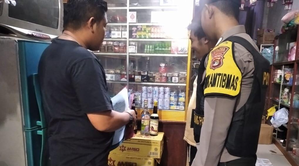 Operasi Cempaka di Gisting, Polsek Talang Padang Amankan Miras Berbagai Merk 