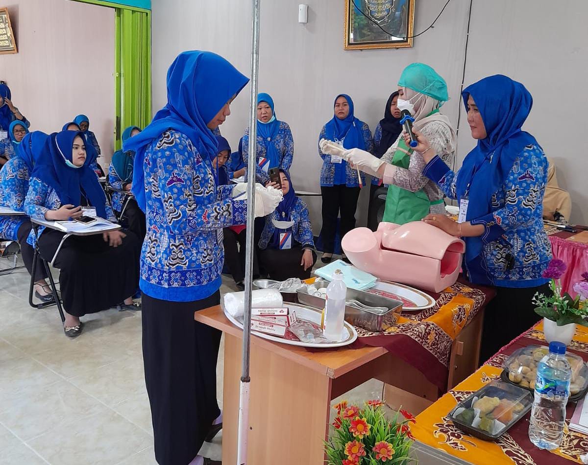 IBI Cabang Pesbar Gelar Pelatihan Midwifery Update