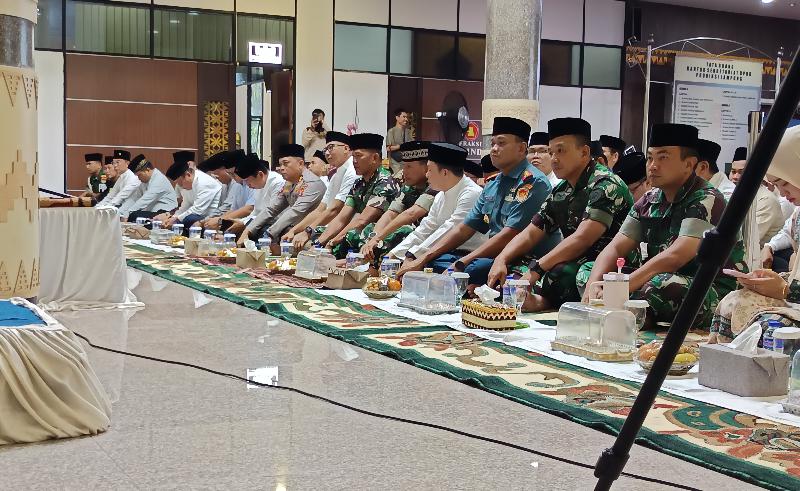 Doa Bersama di Lampung, Gubernur Mirza Tekankan Pentingnya Persatuan dan Perdamaian