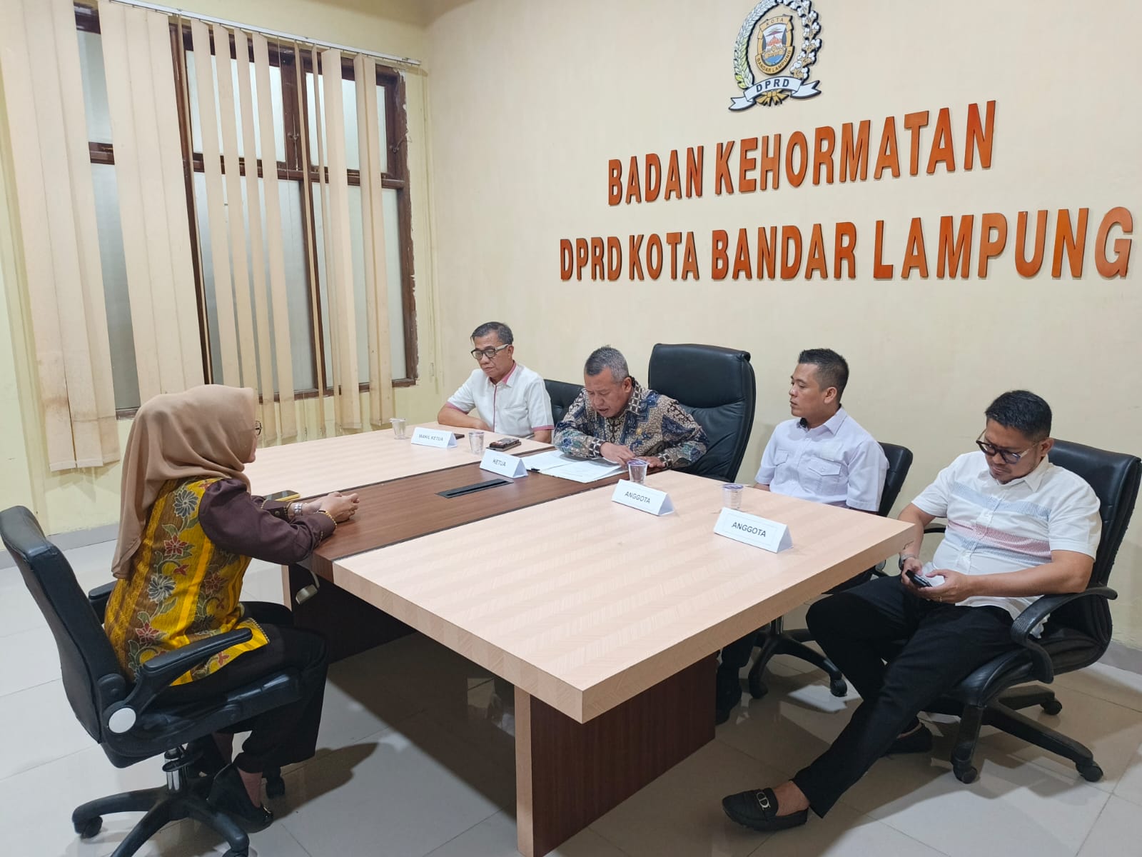 BK DPRD Jatuhkan Teguran Tertulis ke Heti Friskatati