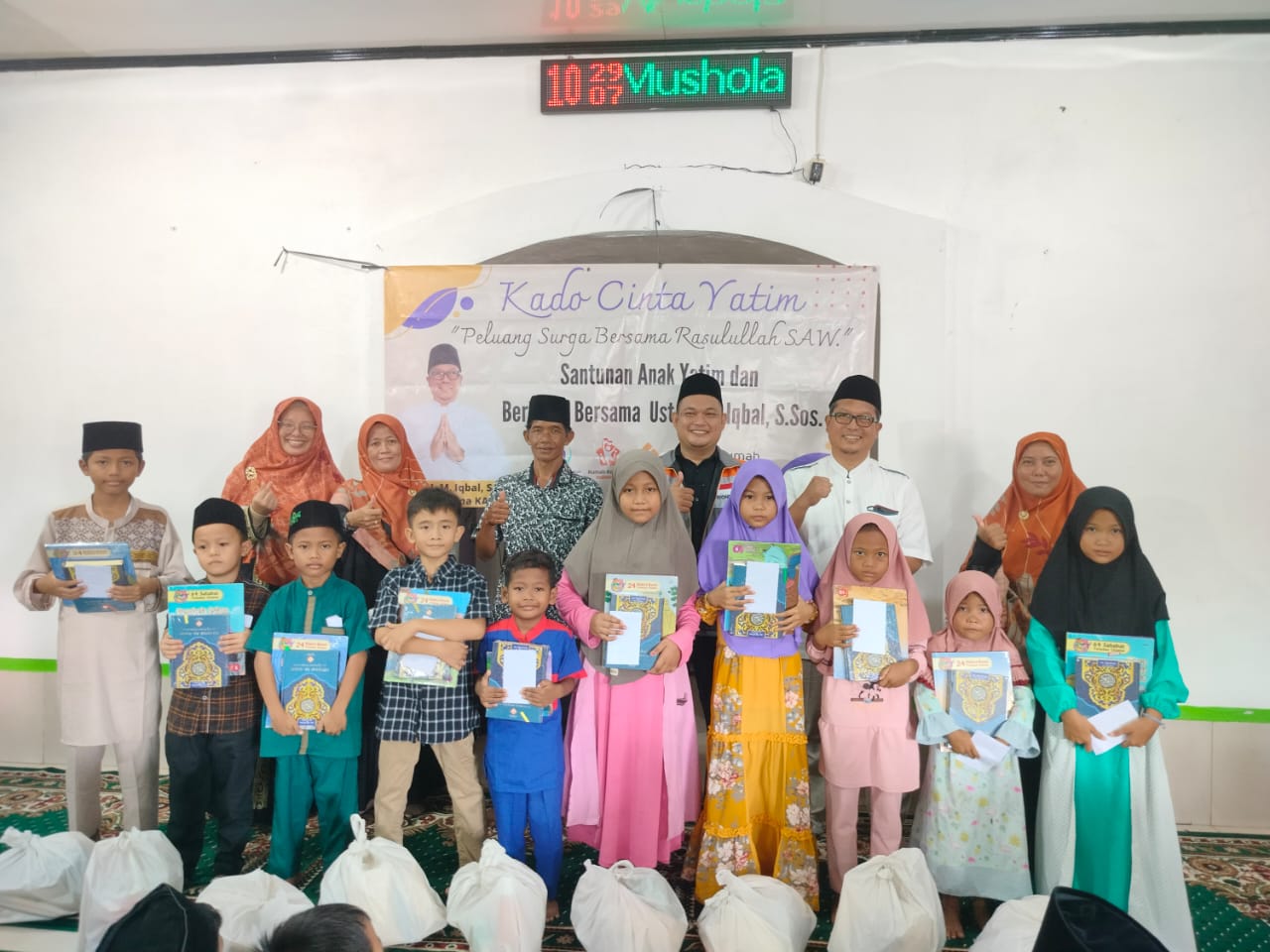 Kado Cinta Yatim, Komunitas Kafa dan RKI Santuni 100 Anak Yatim