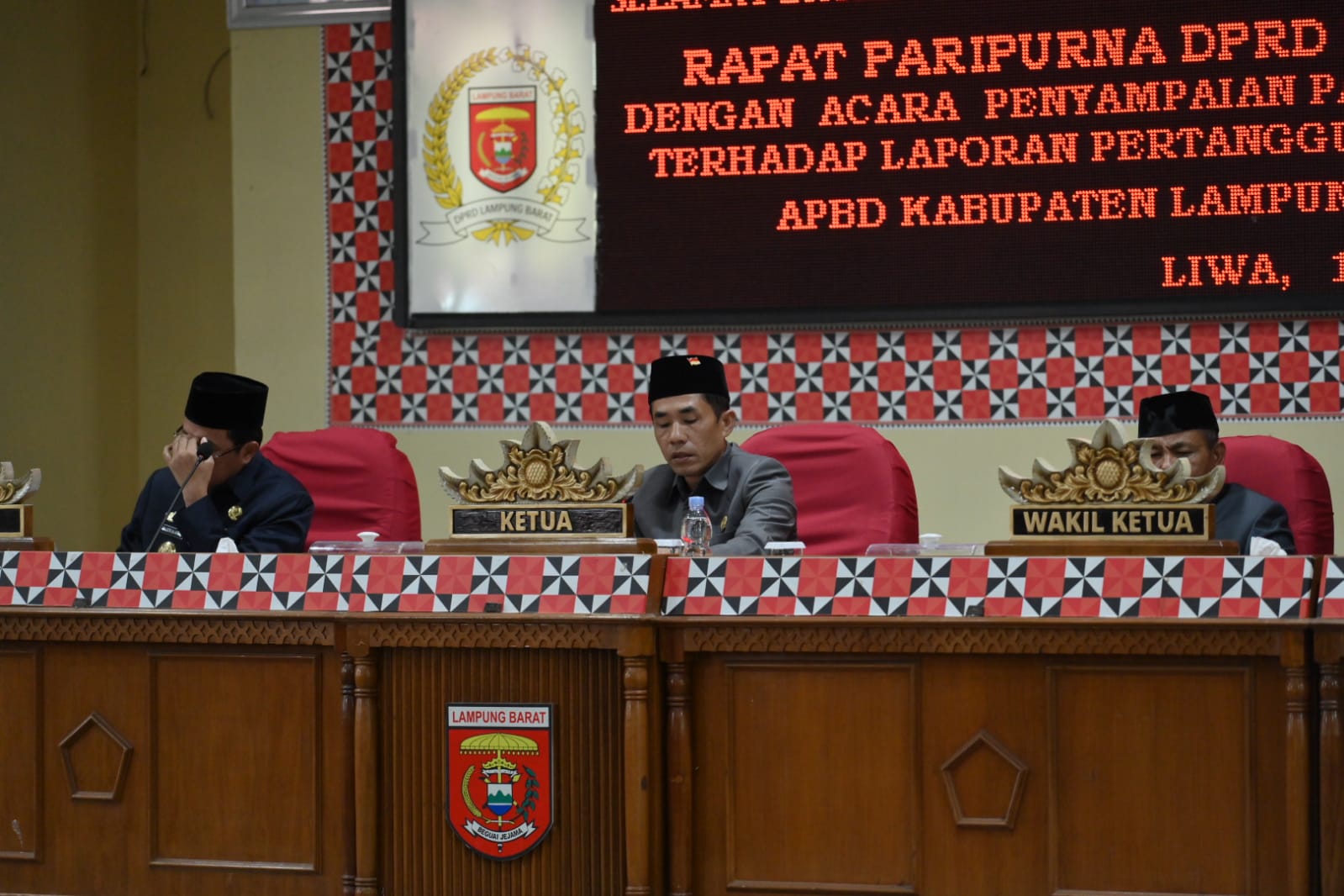 Fraksi Gerindra Tuding Banyak Program Melenceng dari Visi-Misi Pemkab Lampung Barat