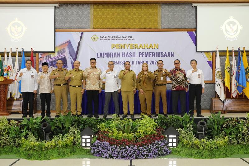 Pj Gubernur Lampung Terima LHP BPK Semester II Tahun 2024