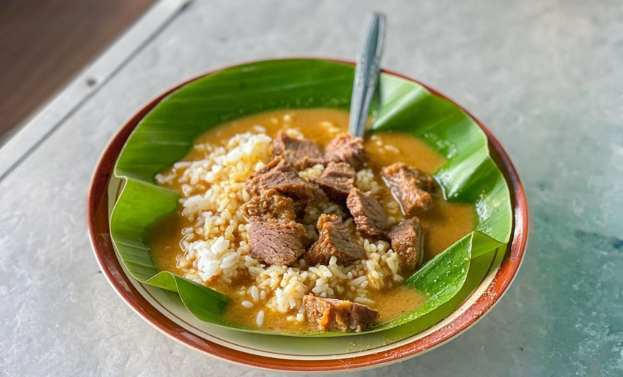Nasi Gandul, Hidangan Gurih Khas Pati Jawa Tengah yang Menggoda Selera