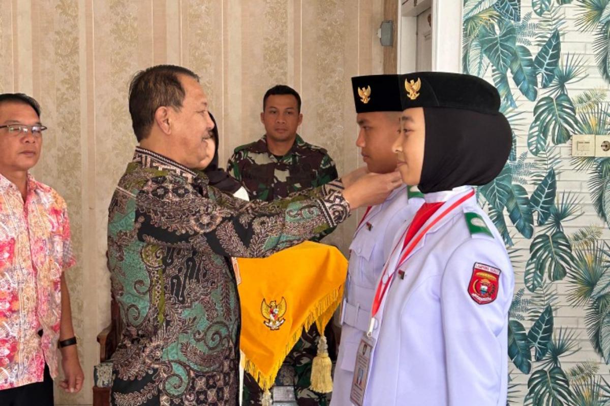 Pj Sekda Lampung Barat Resmi Tutup Kegiatan Diklat Paskibraka