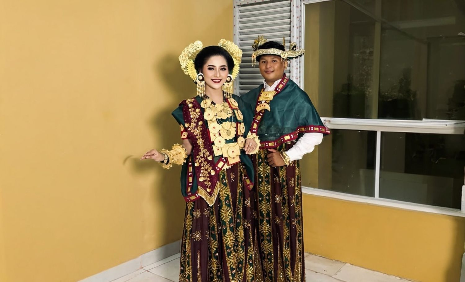 Pakaian Adat Suku Mandar: Busana Tradisional dari Sulawesi Barat