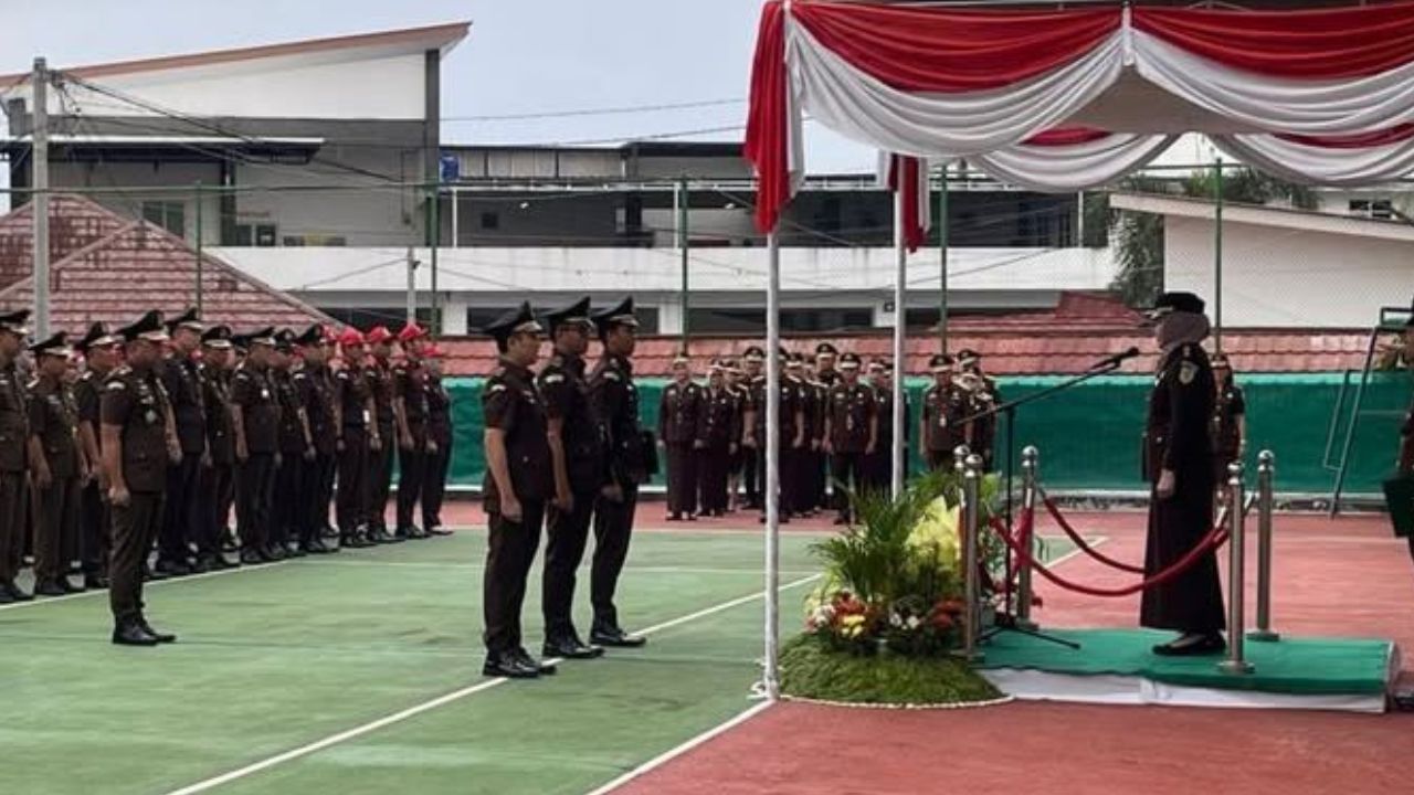 Kejati Lampung Gelar Upacara Peringatan Hari Sumpah Pemuda ke-97 Tahun 2025