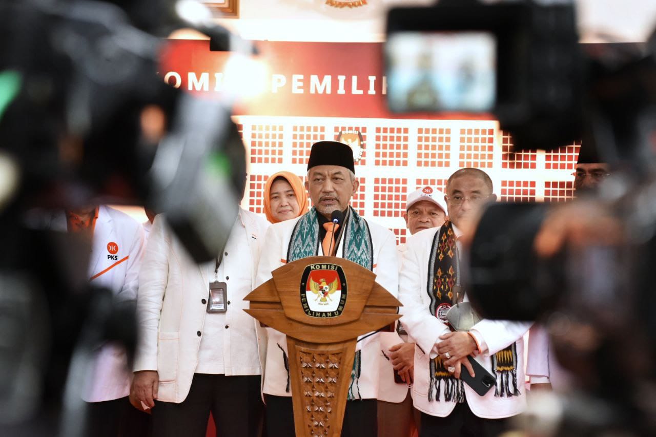 PKS Daftar Sebagai Peserta Pemilu 2024 di Hari Pertama
