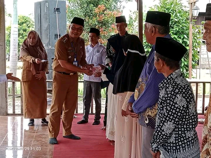 Camat Bambang Hadiri Dua Kegiatan di Pekon Rigisjaya 