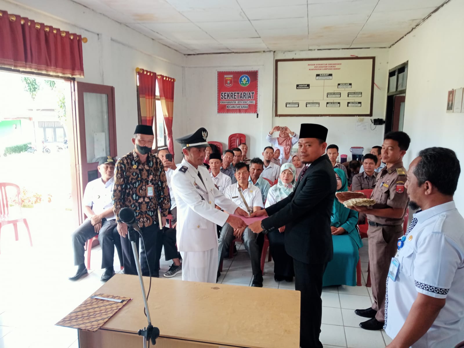 Pj Peratin Tapaksiring Dilantik, Ini Pesan Andy Cahyadi