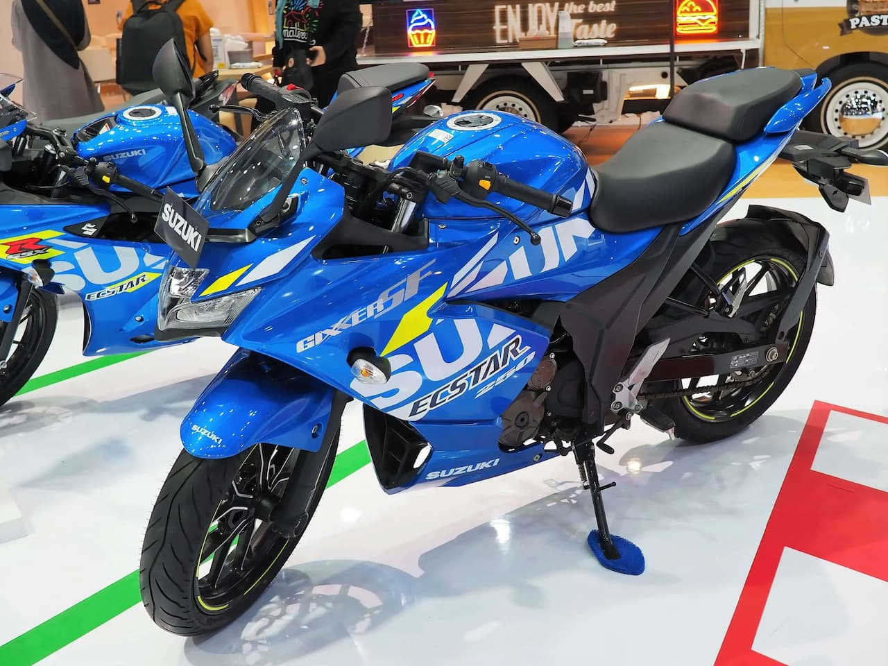 Suzuki Gixxer SF 250: Performa Andal dalam Balutan Fairing Sporty