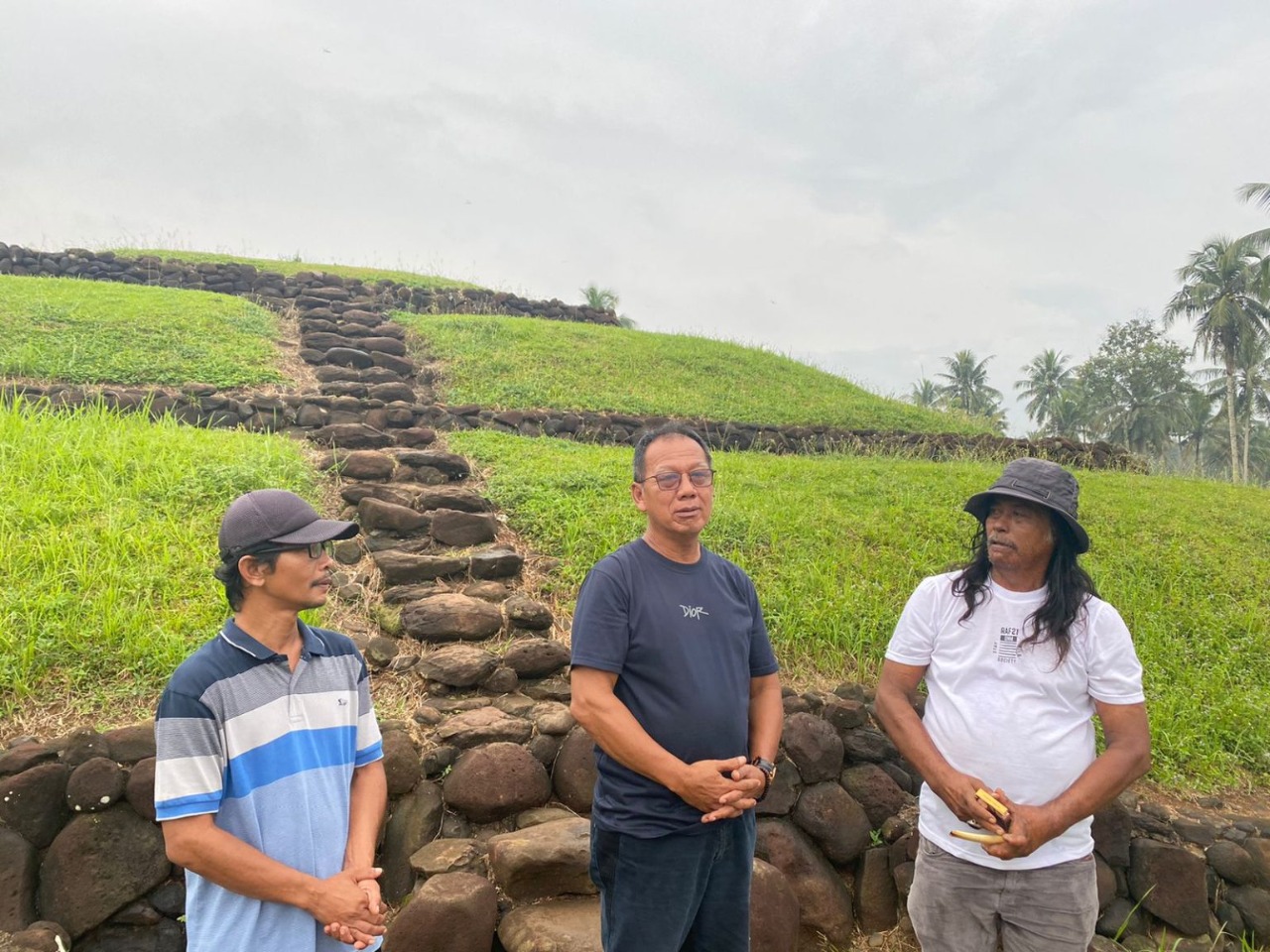 Mingrum Gumay Kunjungi Taman Purbakala Pugung Raharjo