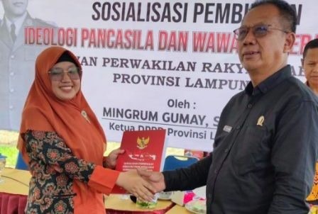 Ketua DPRD Lampung Mingrum Gumay Gelar IPWK Di SMAN 1 Seputih Agung