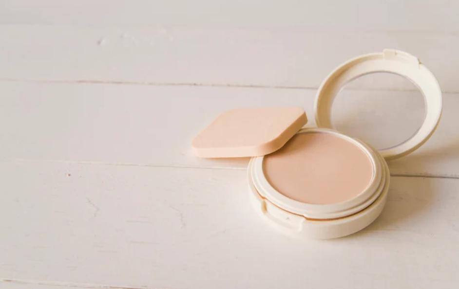 Rahasia Riasan Kondangan Awet dengan 5 Two Way Cake Terbaik