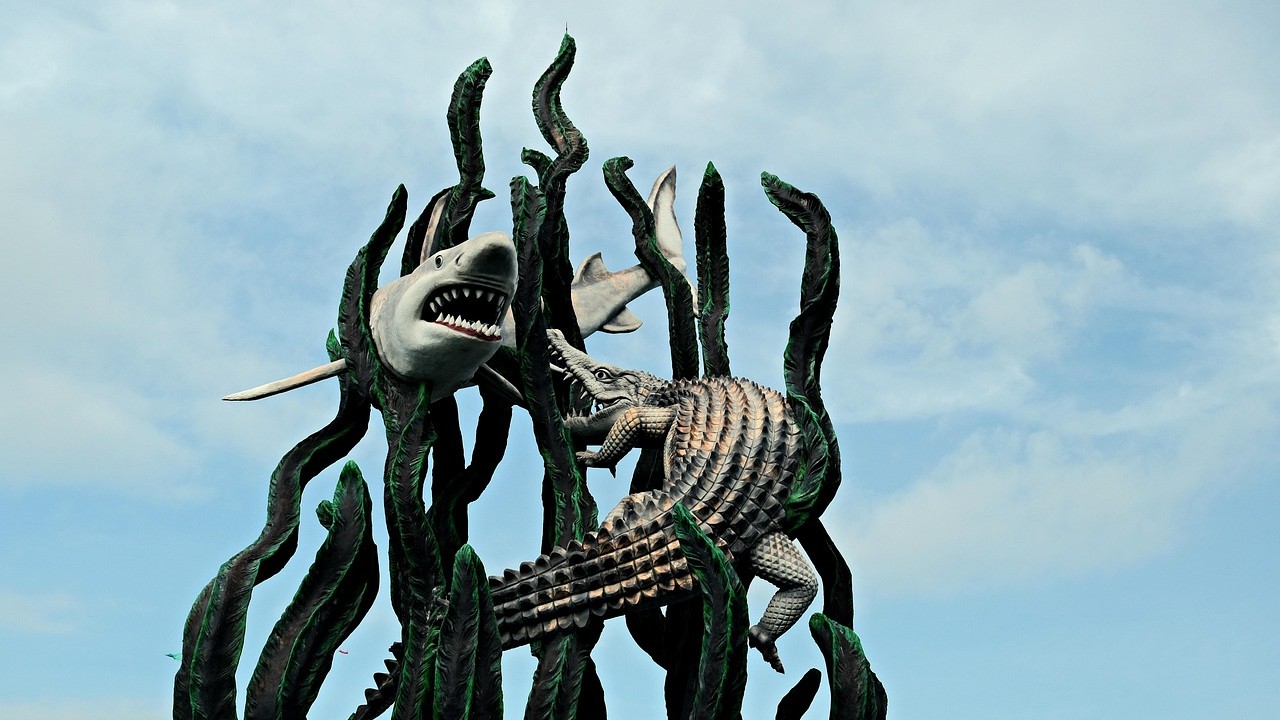 Surabaya, Kota Pahlawan dan Perang Pertama Pasca Kemerdekaan