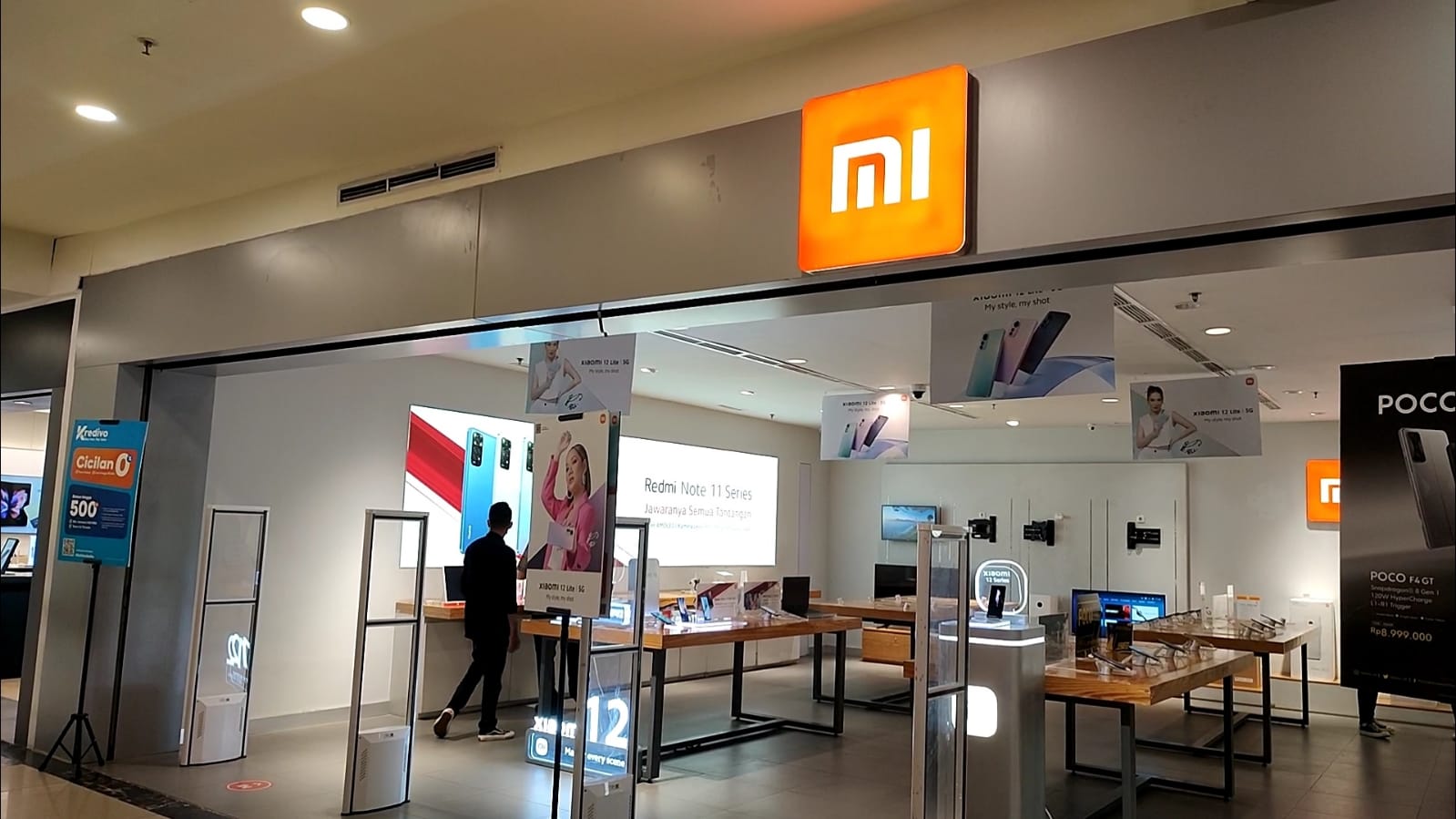 Dapatkan Banyak Keuntungan di Xiaomi Store Mall Kartini 