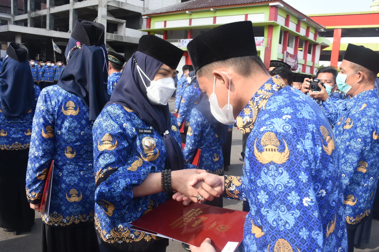 366 PNS Pemkot Bandar Lampung Terima Penghargaan Satya Lencana Karya Satya 