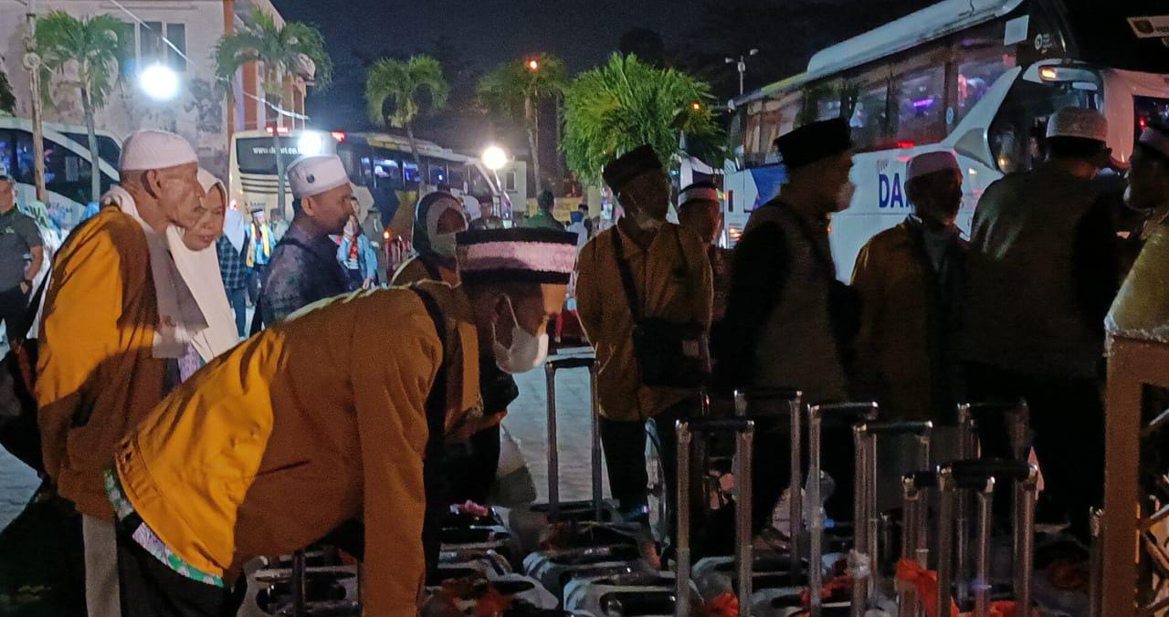 5.080 Jamaah Haji Gelombang Pertama Tiba di Lampung, 1 Jamaah Dinyatakan Hilang 