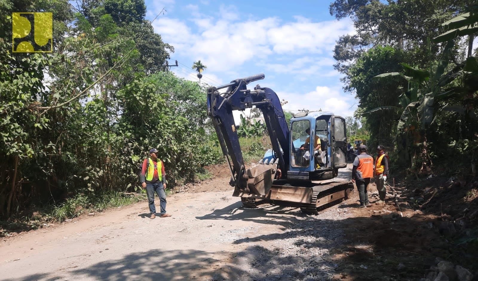 Bersumber dari DAK Fisik, Tiga Ruas Jalan Kabupaten di Lampung Barat Mulai Ditangani