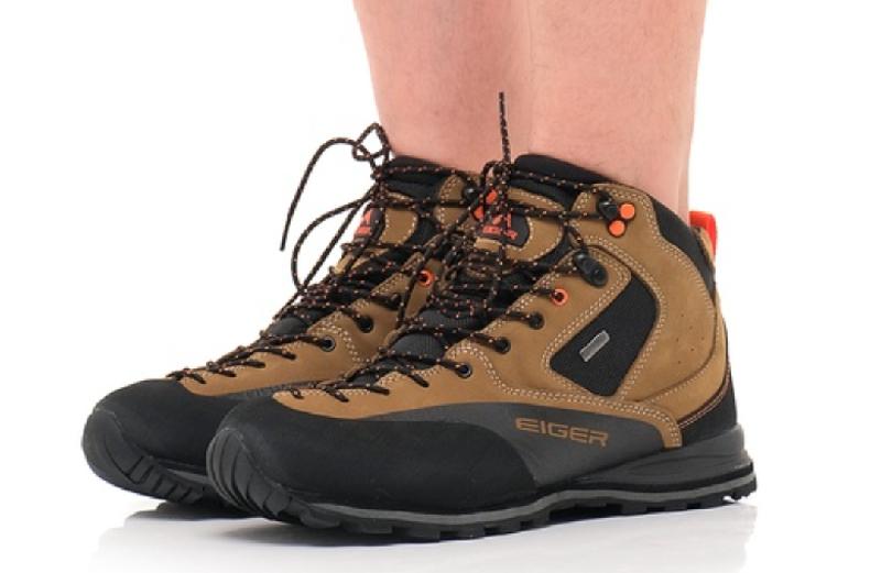 Sepatu Hiking Favorit Pendaki Gunung, Ini Pilihan dan Harganya