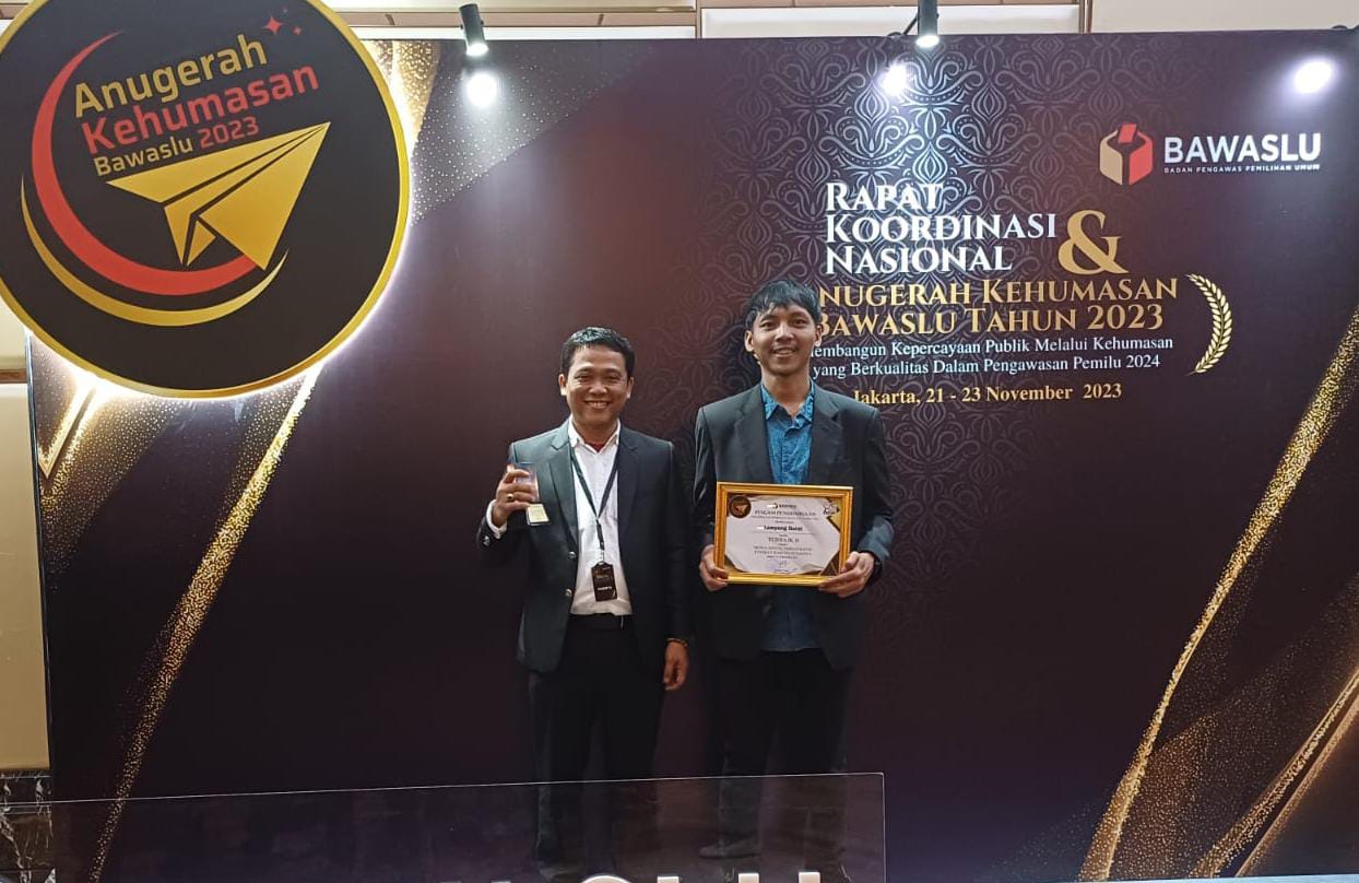 Humas Bawaslu Lampung Barat Sabet Penghargaan Terbaik II Medsos Teredukatif Tingkat Nasional