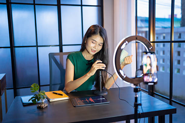 Freelance Voice Over: Profesi yang Makin Diminati